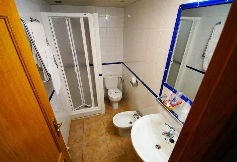 标准间, Hostal Restaurante El Surtidor