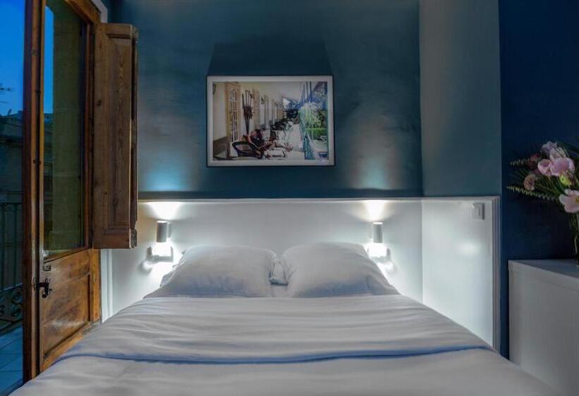 اتاق استاندارد با سرویس بهداشتی مشترک, Hostal Sol Y K