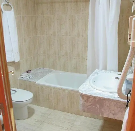 スタンダードルーム, Hostal Imperial