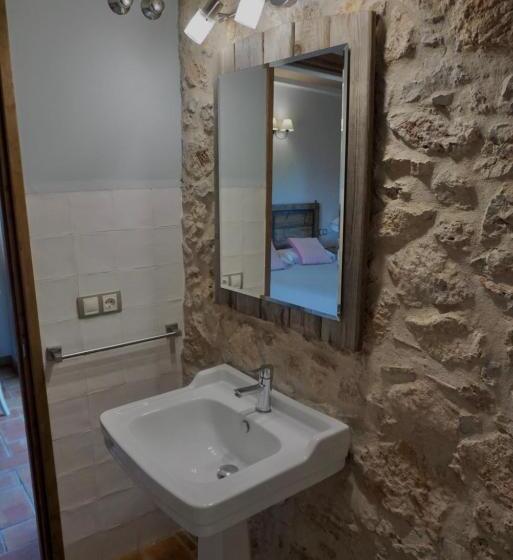 스탠다드 트리플 룸, Can 28