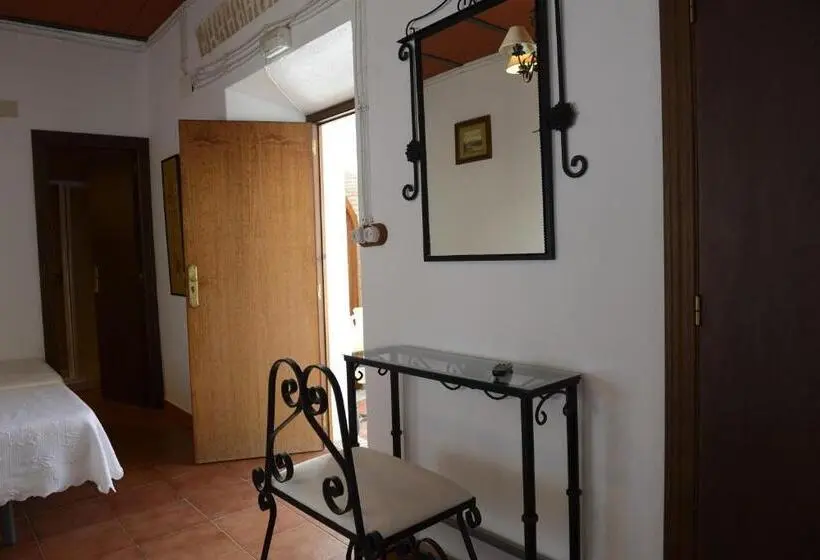 Standard Neljän Hengen Huone, Casa Rural Las Cadenas Del Cananeo