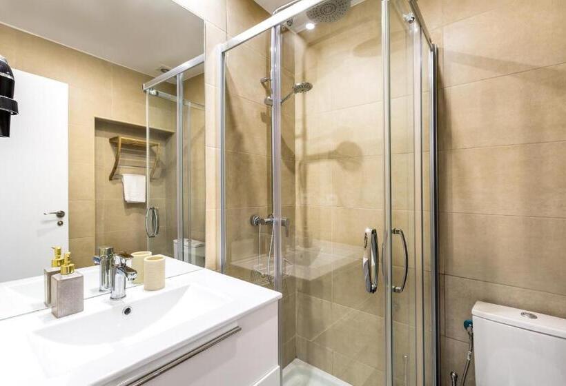 Номер Стандарт с Балконом, El Born Guest House By Casa Consell