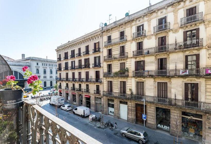 Номер Стандарт с Балконом, El Born Guest House By Casa Consell