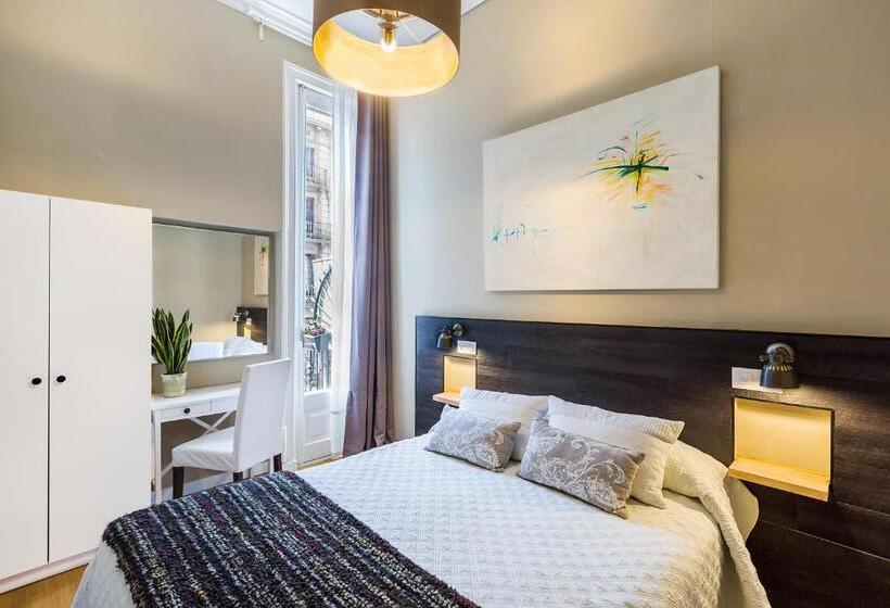 Номер Стандарт с Балконом, El Born Guest House By Casa Consell