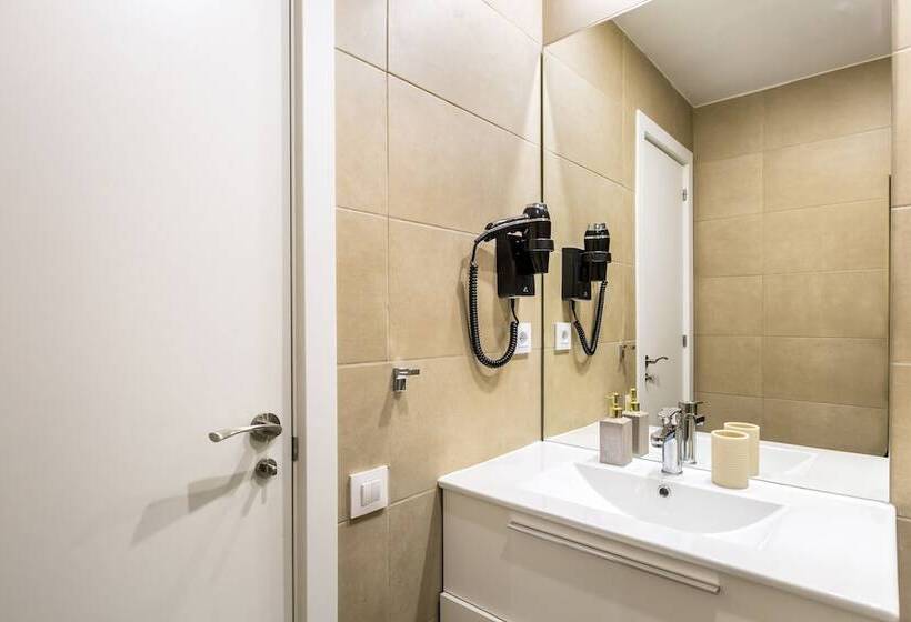 Номер Стандарт с Балконом, El Born Guest House By Casa Consell