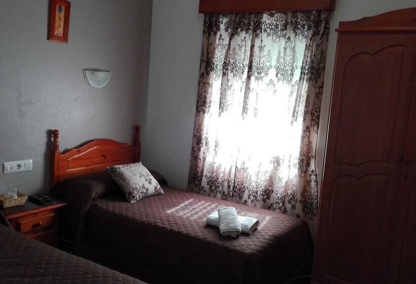 Номер Стандарт, Hostal Andalucia De Arcos