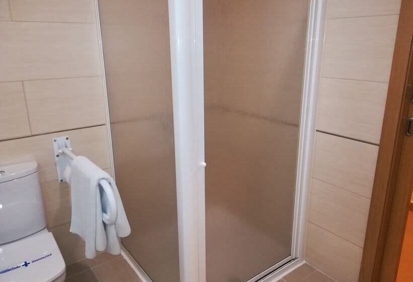 Номер Стандарт, Hostal Jijones