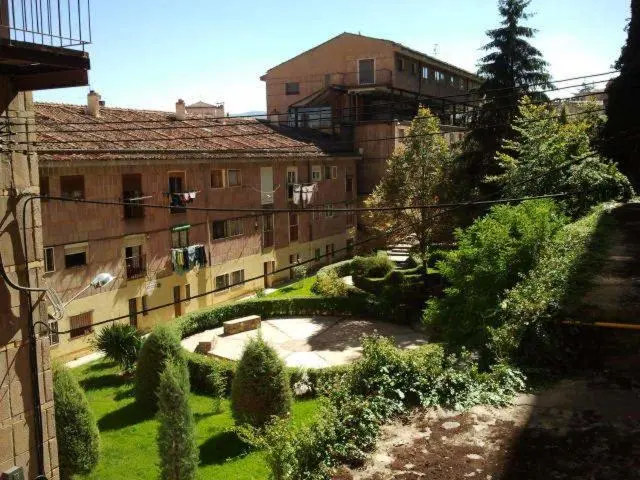 اتاق استاندارد چهار تخته, Hostal Residencia Taray