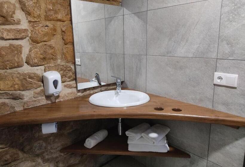 اتاق لوکس, Hostal Suetxe