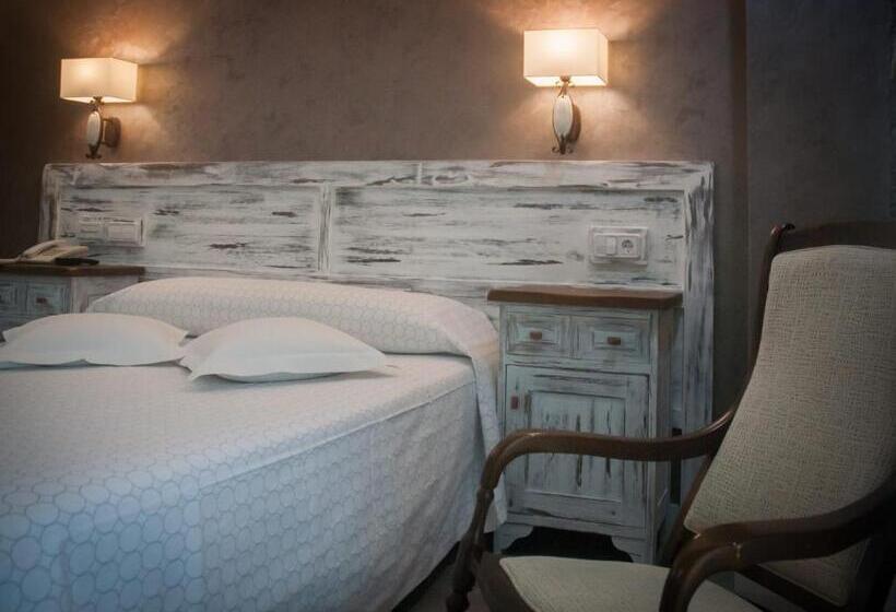 غرفة كومفورت, Pensión O Prouso