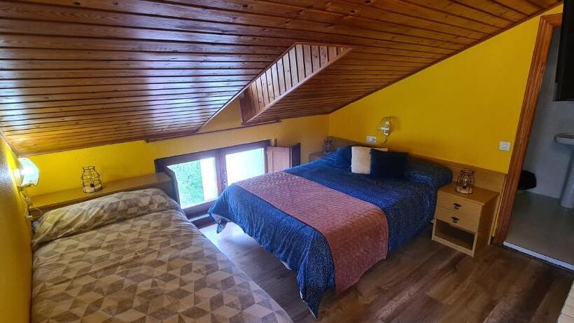 غرفة قياسية ثلاثية, Taberna De Tresviso