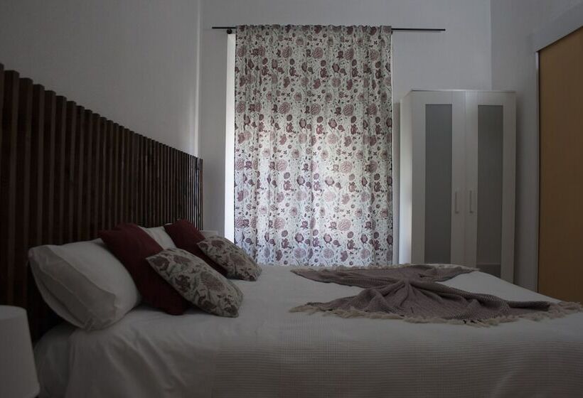 اتاق استاندارد, Avis Guesthouse