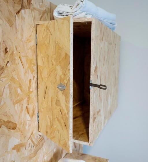 חדר משפחתי, Hi!go