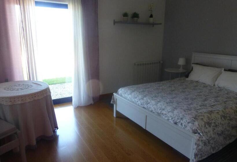 プールビュースイート, Monte Das Beatas Alojamento Local