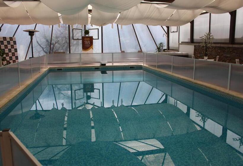 חדר לארבעה סטנדרטי עם נוף לגינה, Turismo Homes Solar Do Areal