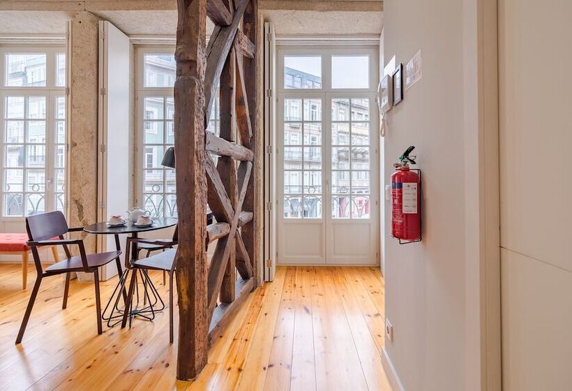 استودیو استاندارد با بالکن, Youropo City Center