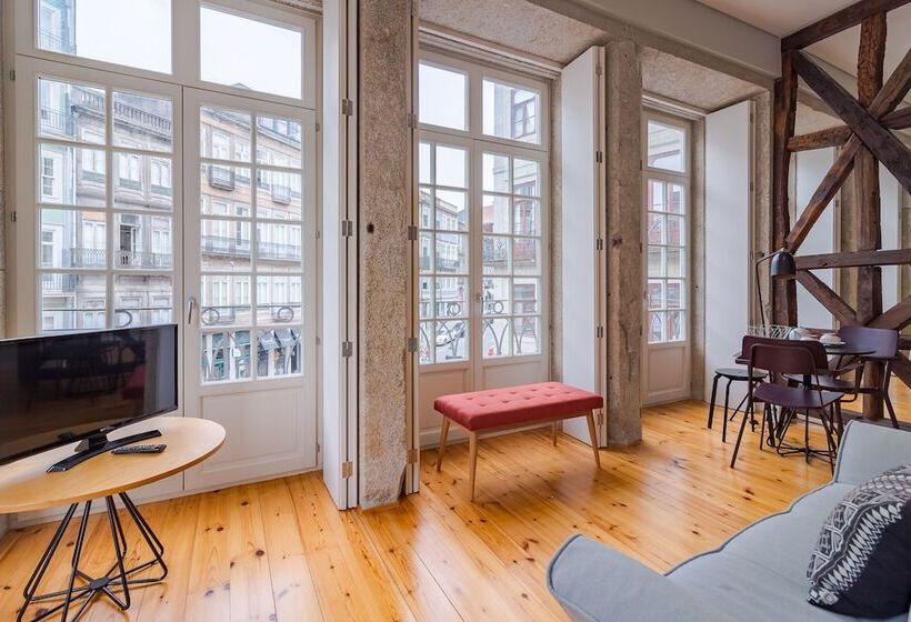 استودیو استاندارد با بالکن, Youropo City Center