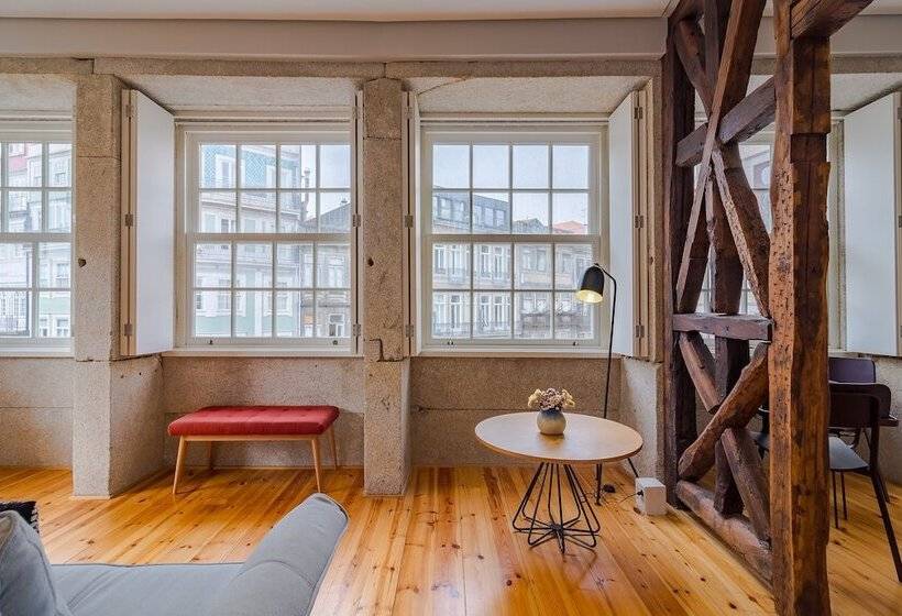 استودیو استاندارد با بالکن, Youropo City Center