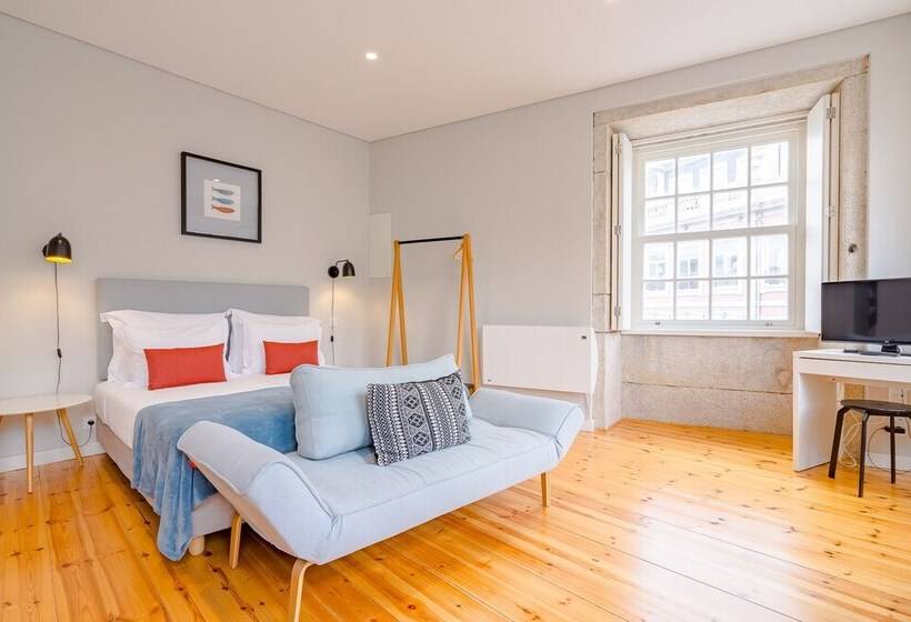 استودیو استاندارد با بالکن, Youropo City Center