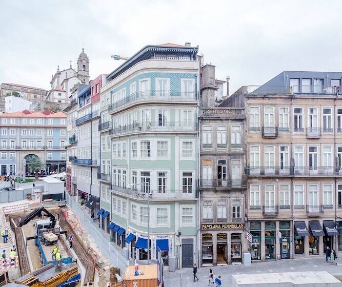 استودیو استاندارد با بالکن, Youropo City Center