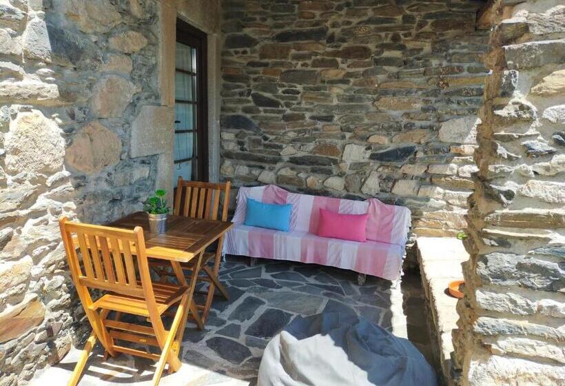 חדר קלאסי לארבעה, Casa Do Conselheiro