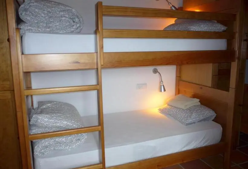 ルームシェアのワンベッド, Quinta De São José Dos Montes