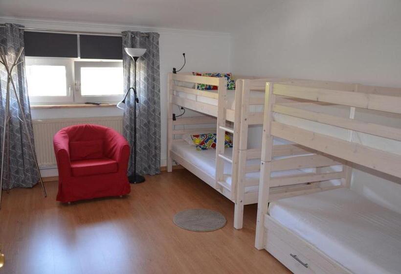 סוויטה משפחתית, Abla Guest House