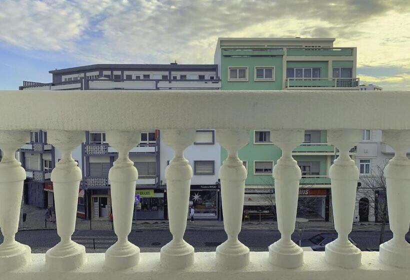 غرفة قياسية مزوَّدة بشُرفة, Guesthouse Tricana De Aveiro