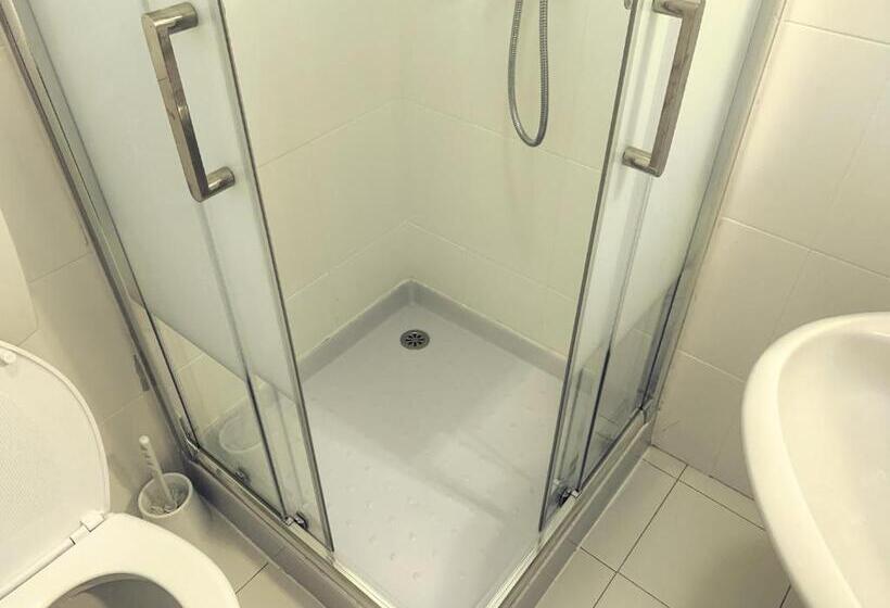 غرفة قياسية مزوَّدة بشُرفة, Guesthouse Tricana De Aveiro