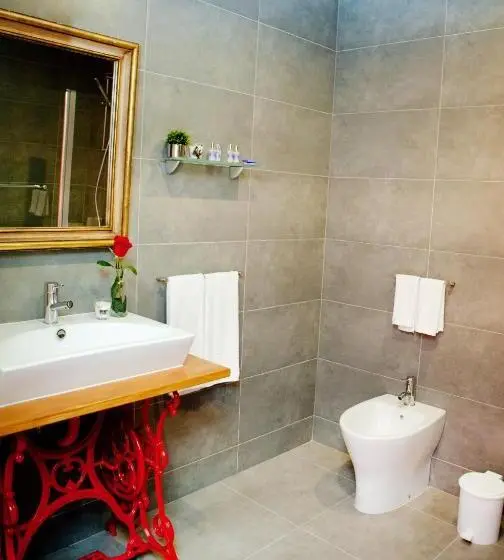 Sviitti King-vuode, Top Otel