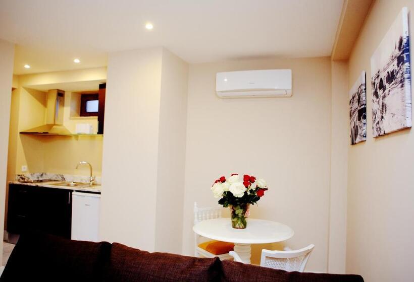 מיטת קינג בסוויטה, Top Otel