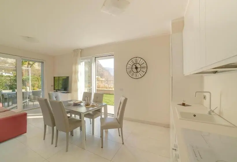 １ベッドルームのデラックスアパートメント, Yachting Residence