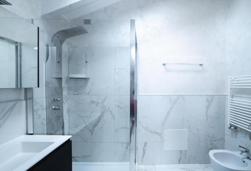 غرفة دوبلكس, Yachting Residence