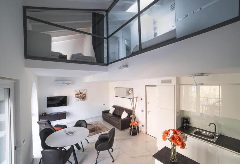 غرفة دوبلكس, Yachting Residence