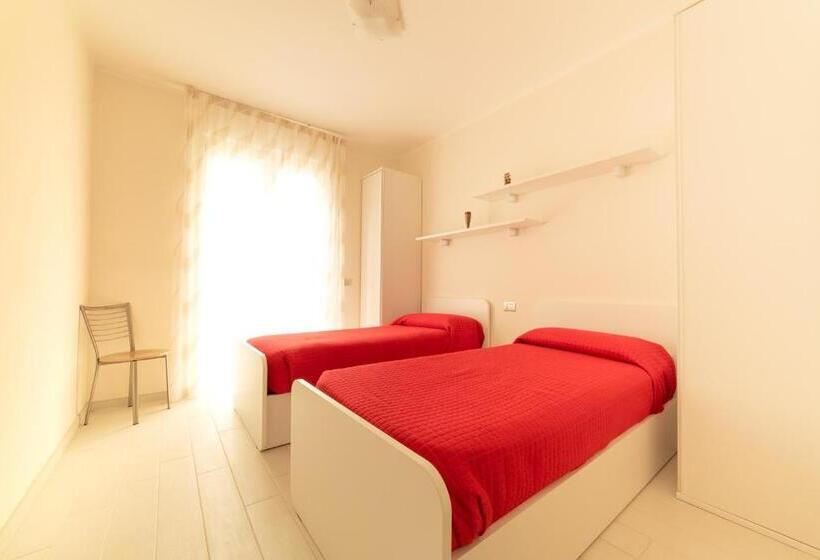 شقة غرفة نوم واحدة مزودة بشُرفة, Yachting Residence