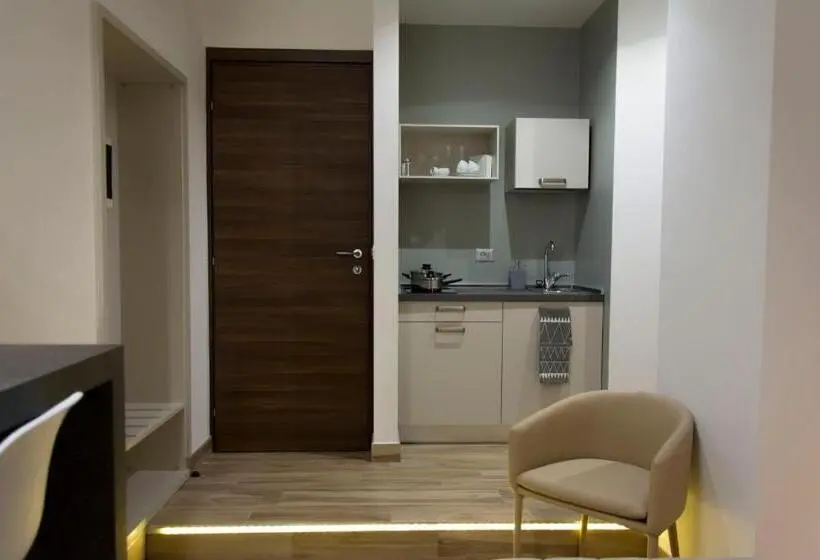 استودیوی استاندارد, Aparthotel Durini