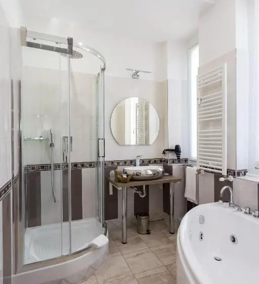 آپارتمان لوکس 1 خوابه, Aparthotel Durini