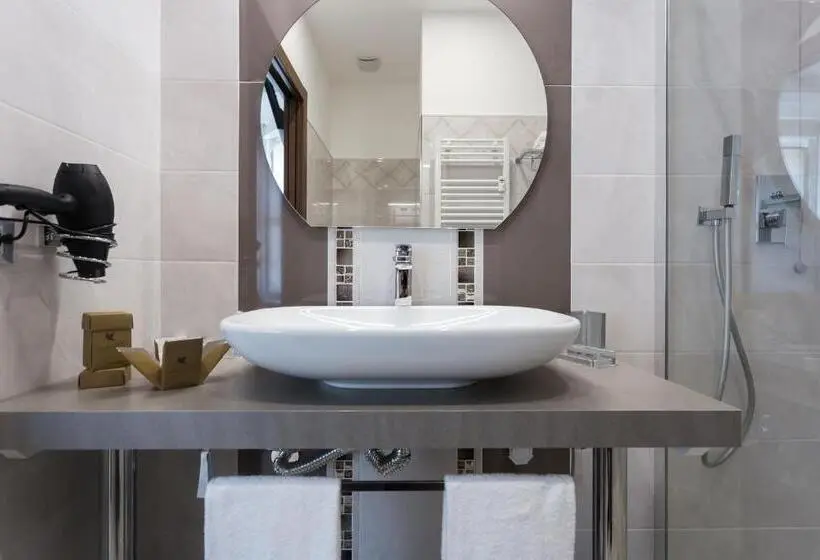 آپارتمان 1 خوابه با بالکن, Aparthotel Durini