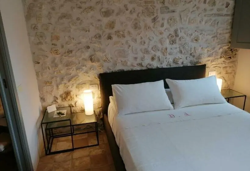 اتاق استاندارد برای معلولان, Relais Casale Valigi