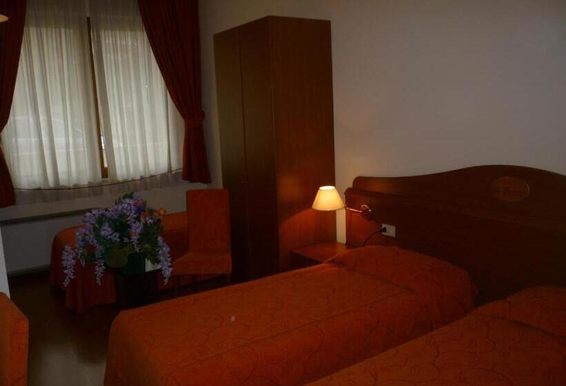 غرفة قياسية ثلاثية, Alloggio Al Ponte