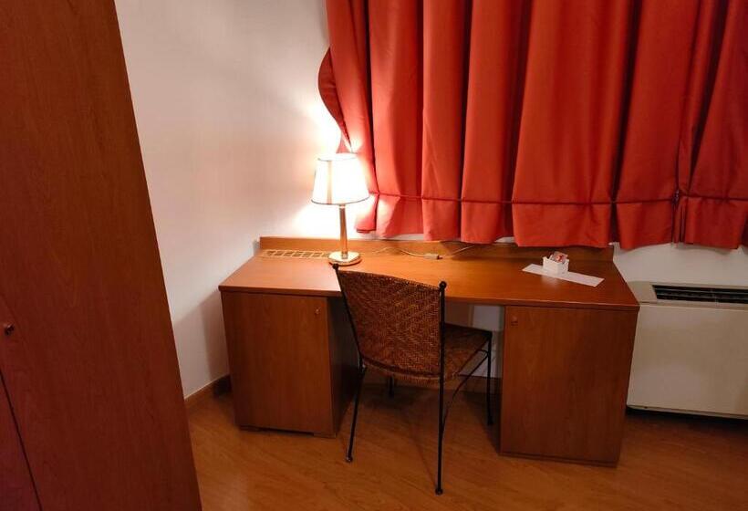 غرفة عائلية, Alloggio Al Ponte