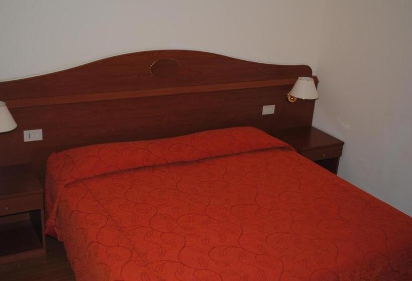 غرفة قياسية ثلاثية, Alloggio Al Ponte