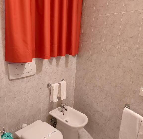 غرفة عائلية, Alloggio Al Ponte