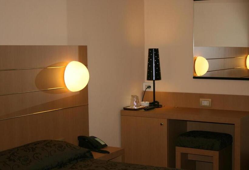اتاق استاندارد, Albergo Nardini