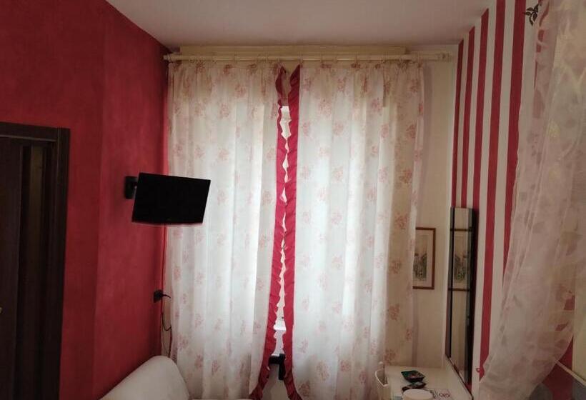 标准间, Della Piazzetta