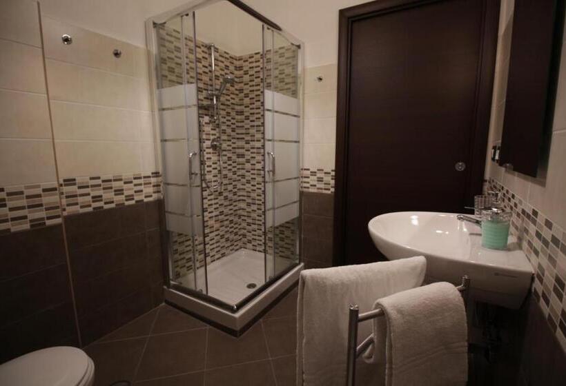 اتاق لوکس چهار تخته, Nonna's House