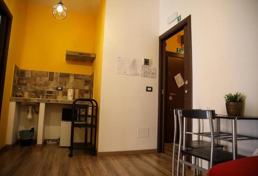 اتاق لوکس چهار تخته, Nonna's House