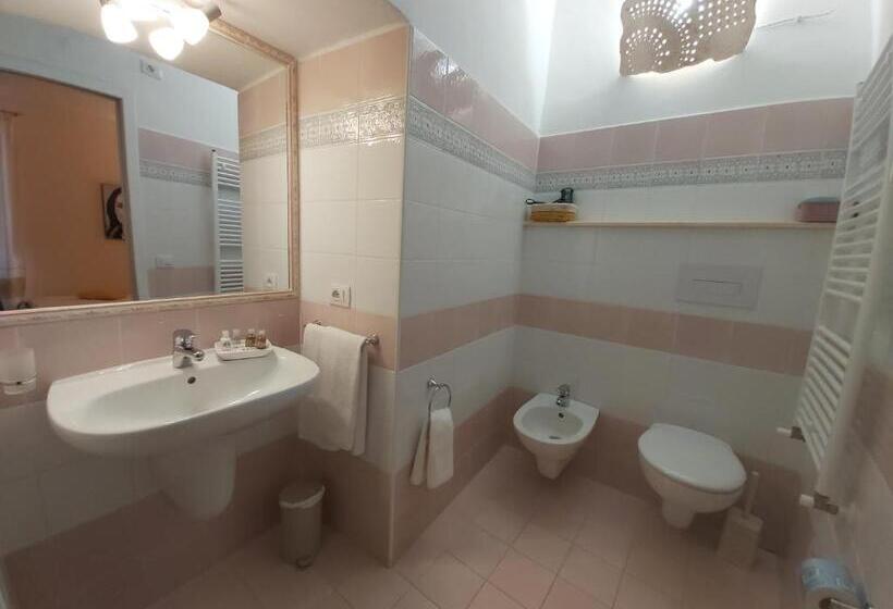 חדר דלוקס, Al Vecchio Corso B&b