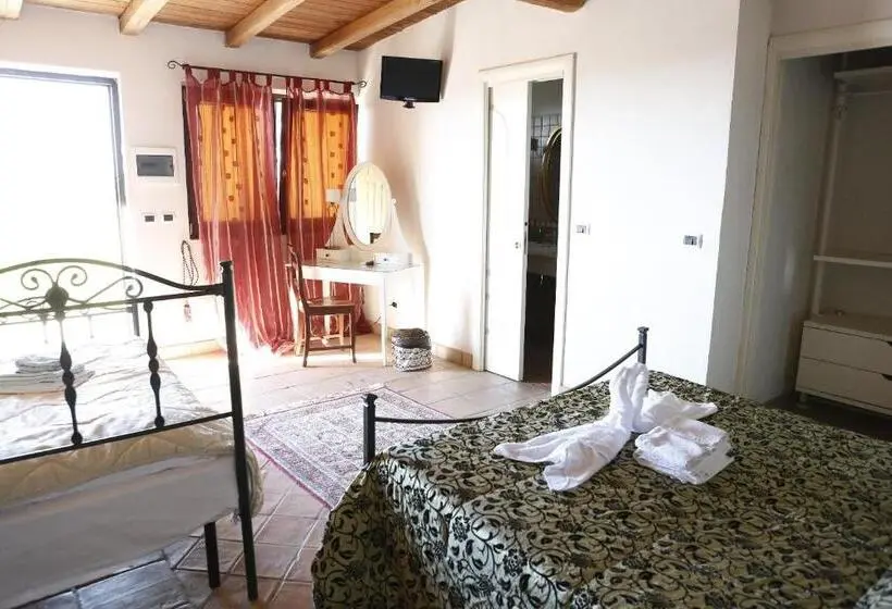 Standard Neljän Hengen Huone, Il Borgo Ariccia Resort