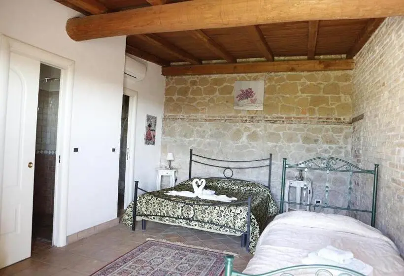 Standard Neljän Hengen Huone, Il Borgo Ariccia Resort